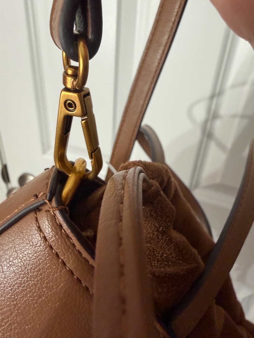 Steve Madden Tan Fringe Bucket Bag Adjustable Strap Detachable Insert Crossbody - Picture 4 of 15